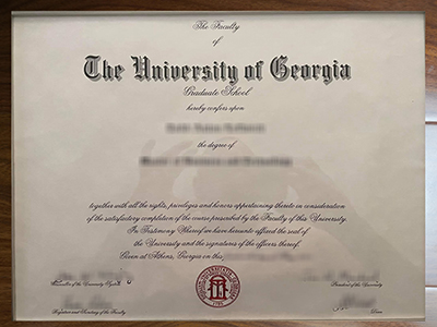 How many people to buy a fake University of Georgia diploma?有多少人去买佐治亚大学的假文凭？