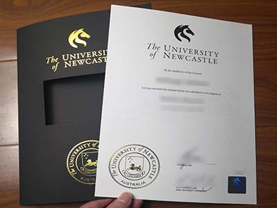 Obtain a fake University of Newcastle degree with nice cover online.在线获得带有精美封面的假纽卡斯尔大学学位。